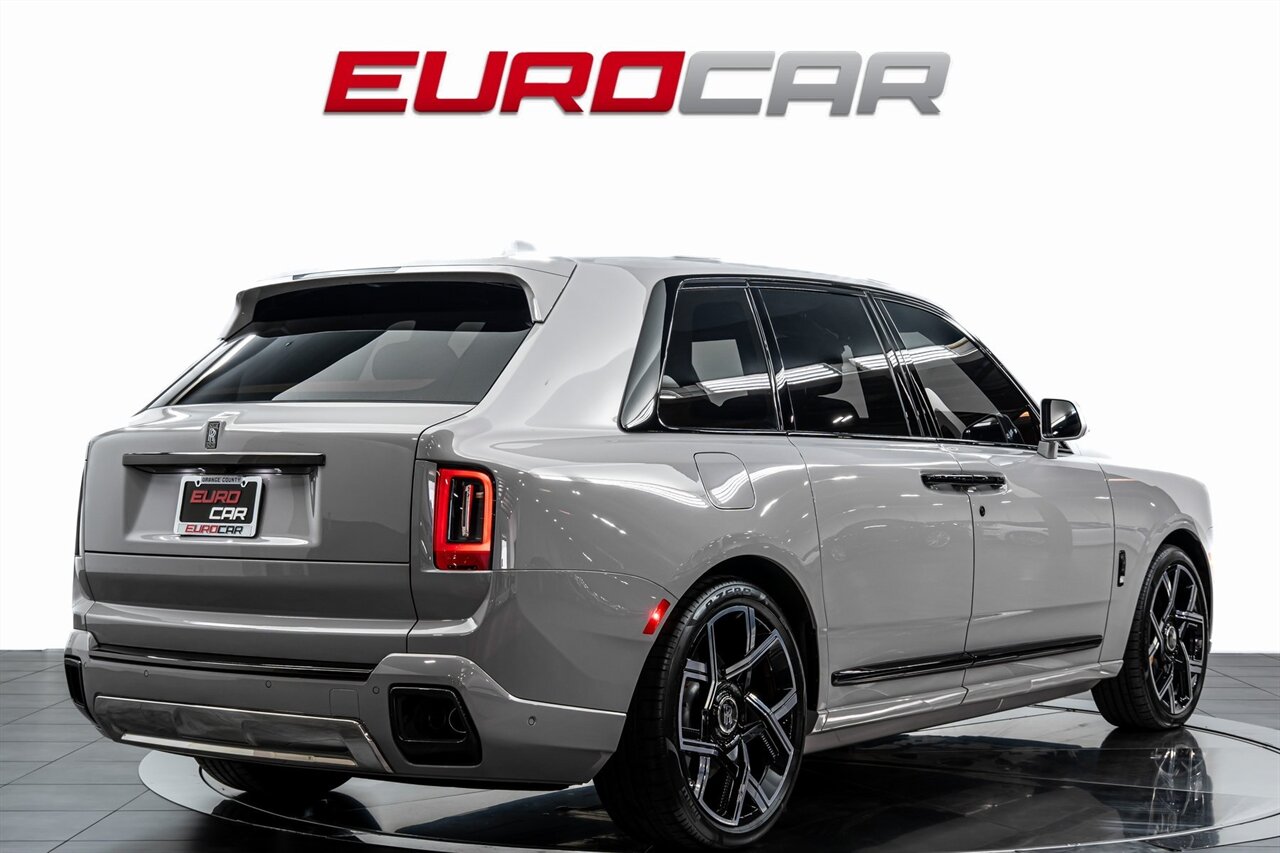 2025 Rolls-Royce Black Badge Cullinan *BESPOKE INTERIOR * SHOOTING STAR HEADLINER* - Photo 6 - Costa Mesa, CA 92626