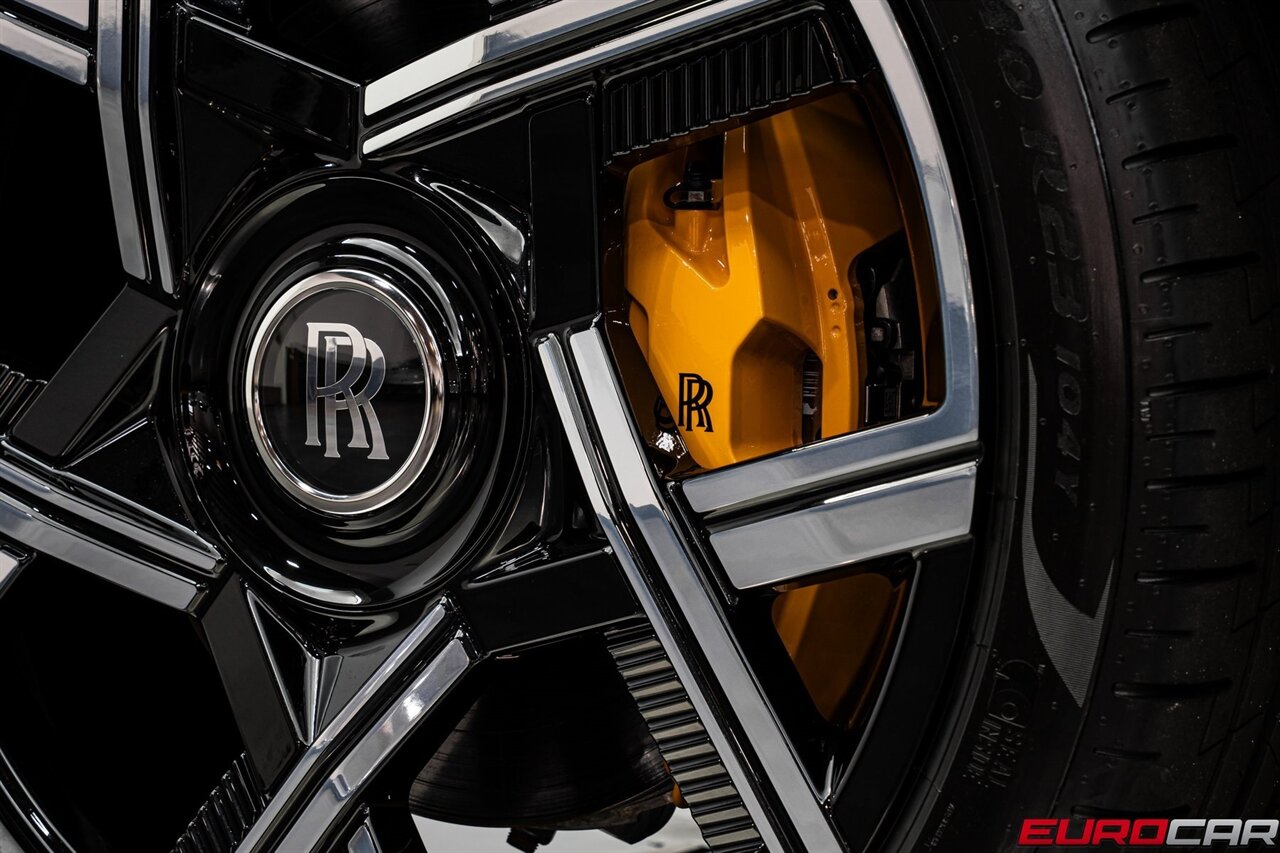 2025 Rolls-Royce Black Badge Cullinan *BESPOKE INTERIOR * SHOOTING STAR HEADLINER* - Photo 23 - Costa Mesa, CA 92626