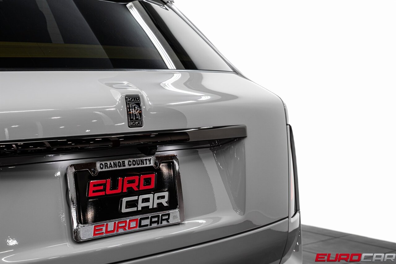 2025 Rolls-Royce Black Badge Cullinan *BESPOKE INTERIOR * SHOOTING STAR HEADLINER* - Photo 21 - Costa Mesa, CA 92626