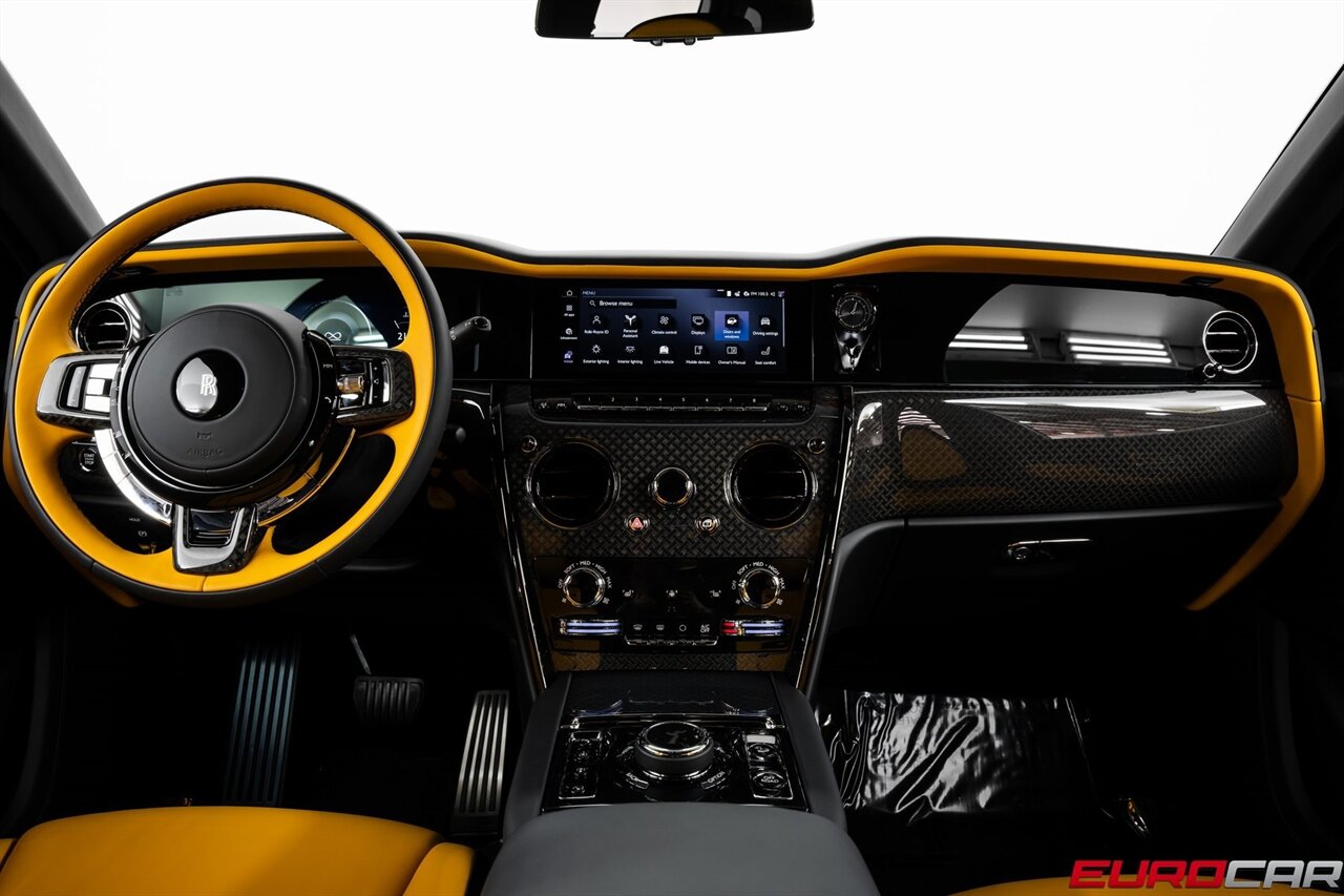 2025 Rolls-Royce Black Badge Cullinan *BESPOKE INTERIOR * SHOOTING STAR HEADLINER* - Photo 28 - Costa Mesa, CA 92626