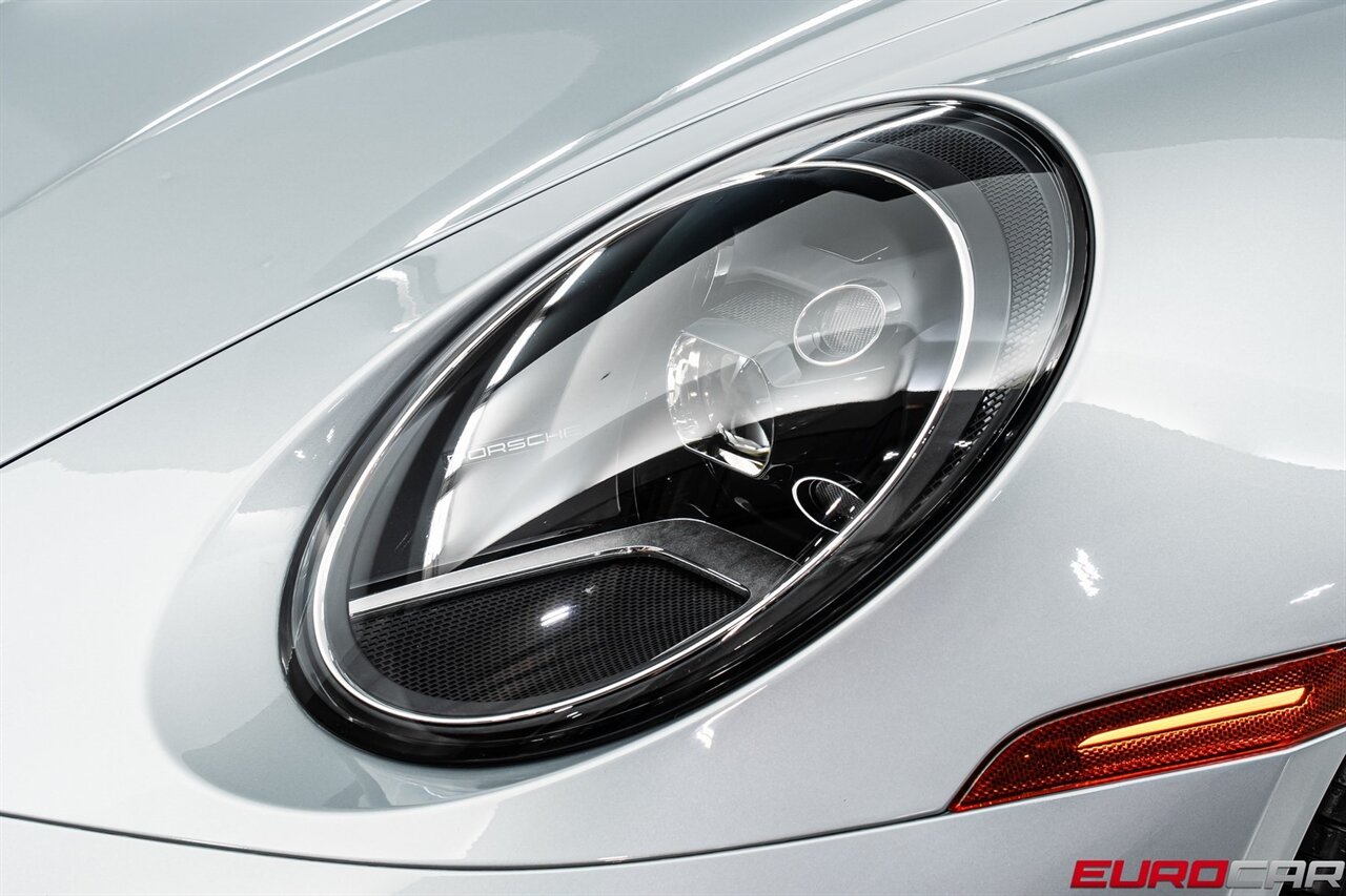 2021 Porsche 911 Carrera S *PREMIUM PACKAGE * SPORT PACKAGE* - Photo 14 - Costa Mesa, CA 92626