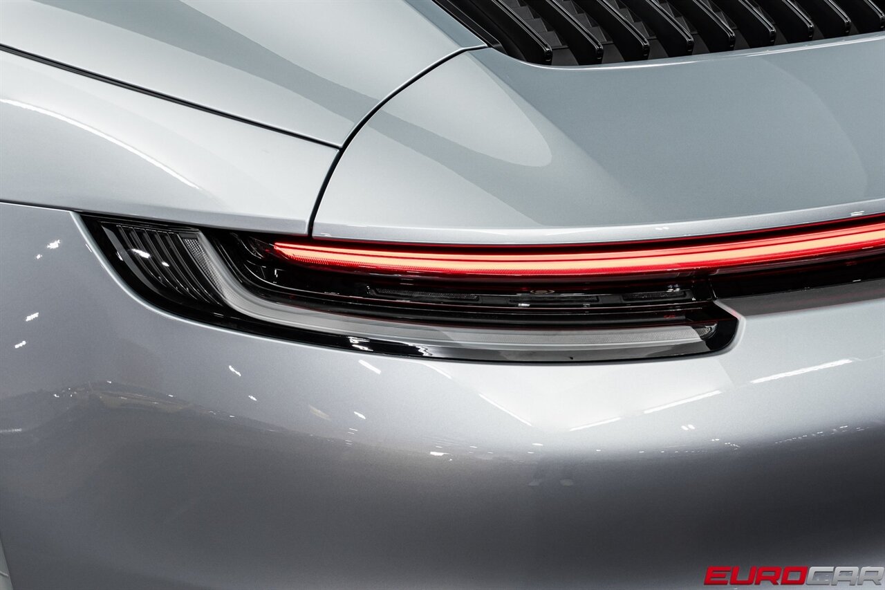 2021 Porsche 911 Carrera S *PREMIUM PACKAGE * SPORT PACKAGE* - Photo 21 - Costa Mesa, CA 92626