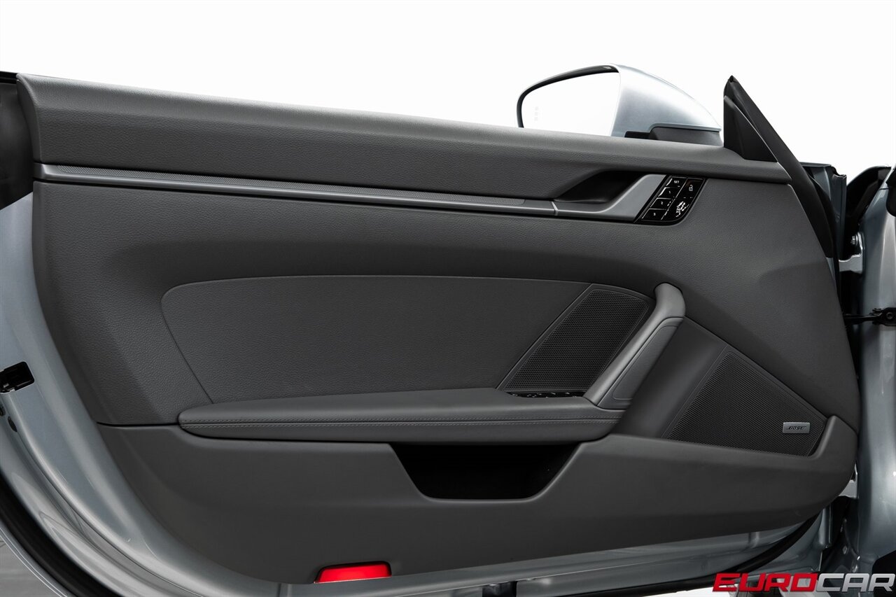 2021 Porsche 911 Carrera S *PREMIUM PACKAGE * SPORT PACKAGE* - Photo 26 - Costa Mesa, CA 92626