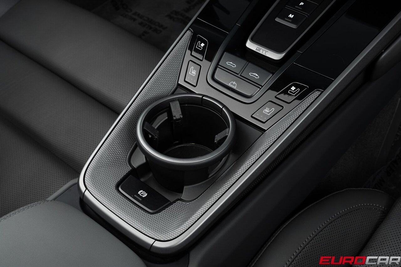 2021 Porsche 911 Carrera S *PREMIUM PACKAGE * SPORT PACKAGE* - Photo 35 - Costa Mesa, CA 92626