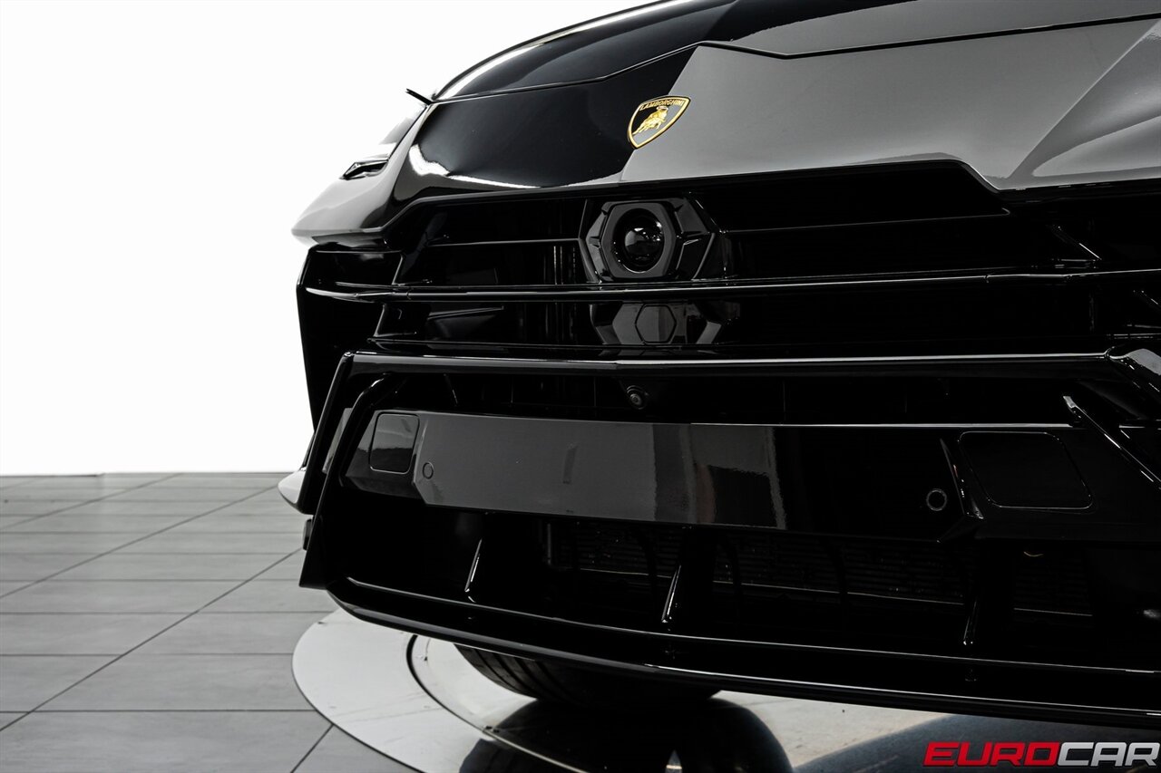 2024 Lamborghini Urus S *CARBON FIBER INTERIOR * HUGE OPTION LIST* - Photo 48 - Costa Mesa, CA 92626