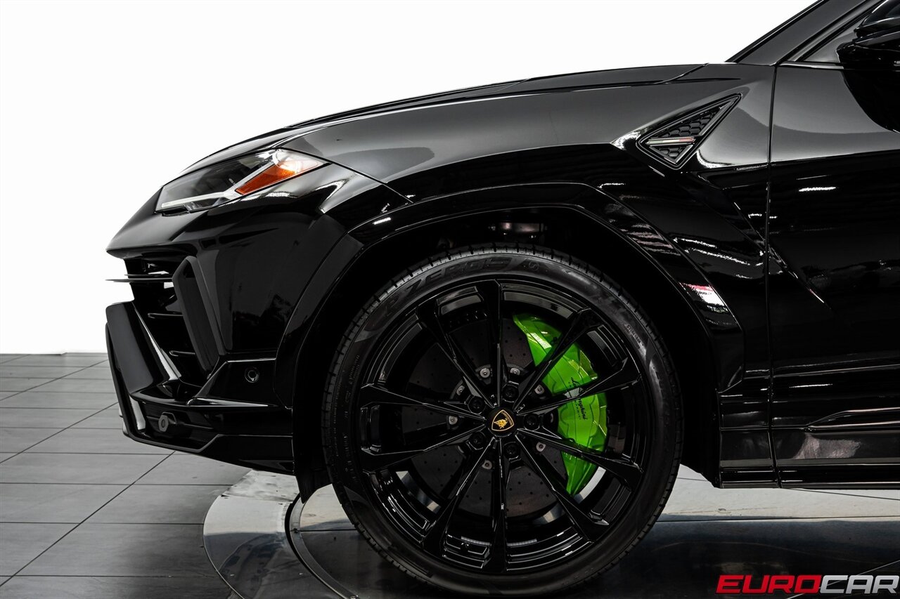2024 Lamborghini Urus S *CARBON FIBER INTERIOR * HUGE OPTION LIST* - Photo 50 - Costa Mesa, CA 92626
