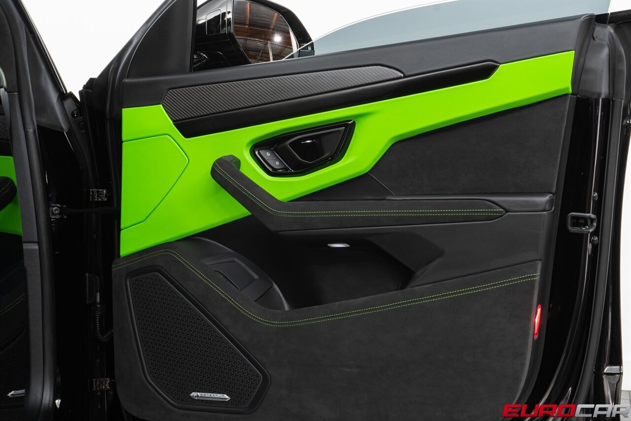 2024 Lamborghini Urus S *CARBON FIBER INTERIOR * HUGE OPTION LIST* - Photo 59 - Costa Mesa, CA 92626