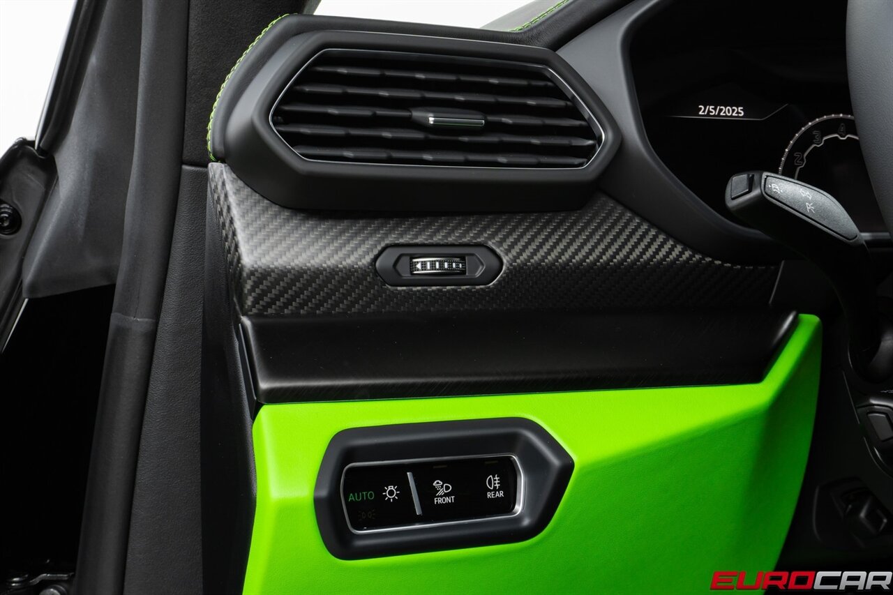 2024 Lamborghini Urus S *CARBON FIBER INTERIOR * HUGE OPTION LIST* - Photo 63 - Costa Mesa, CA 92626