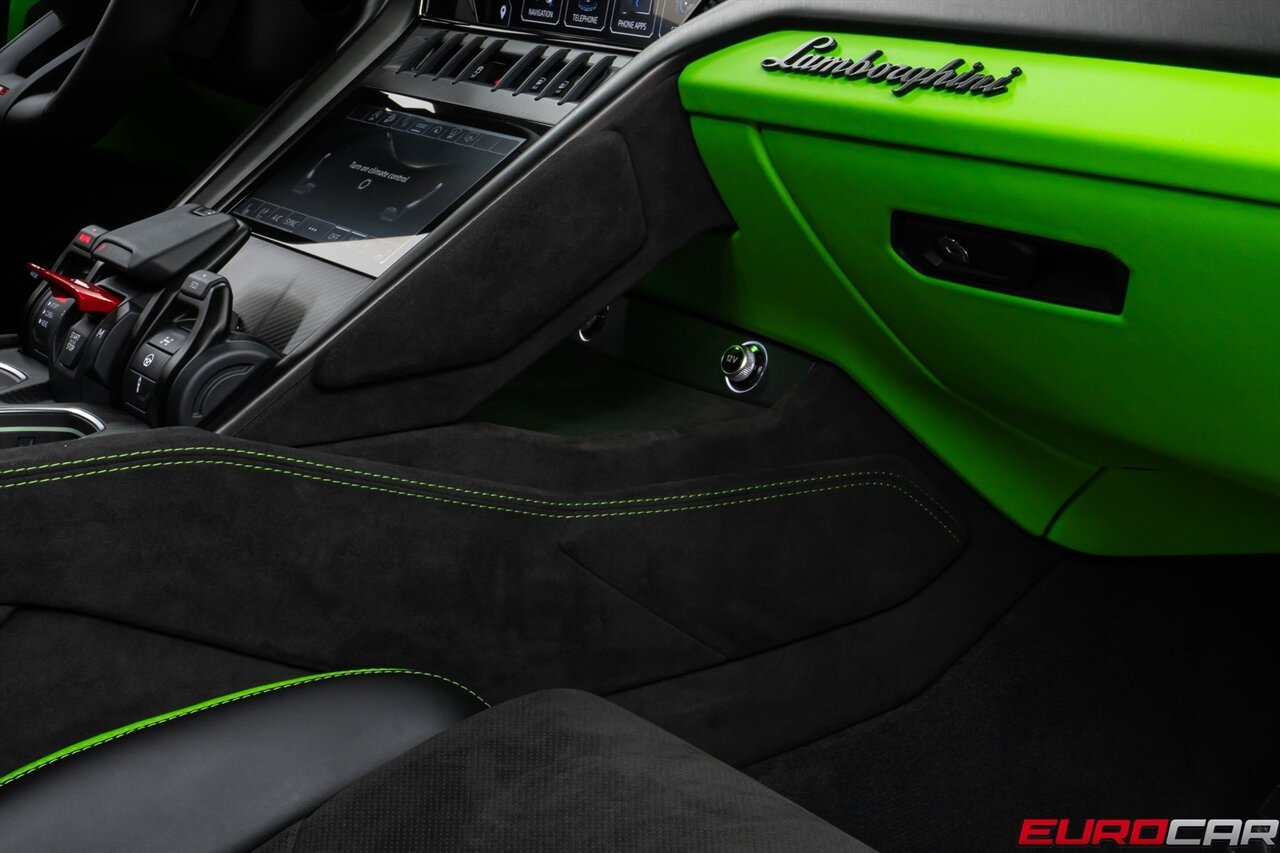 2024 Lamborghini Urus S *CARBON FIBER INTERIOR * HUGE OPTION LIST* - Photo 35 - Costa Mesa, CA 92626