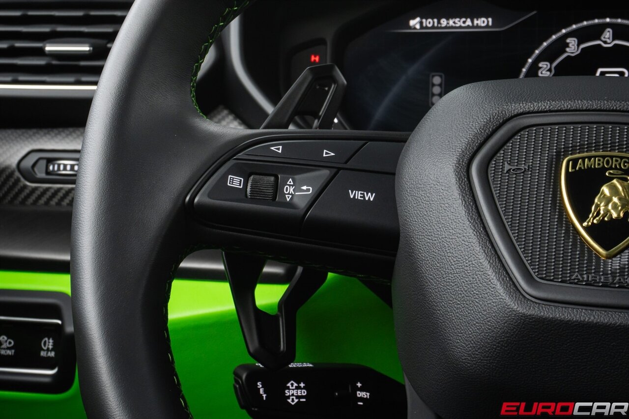 2024 Lamborghini Urus S *CARBON FIBER INTERIOR * HUGE OPTION LIST* - Photo 66 - Costa Mesa, CA 92626