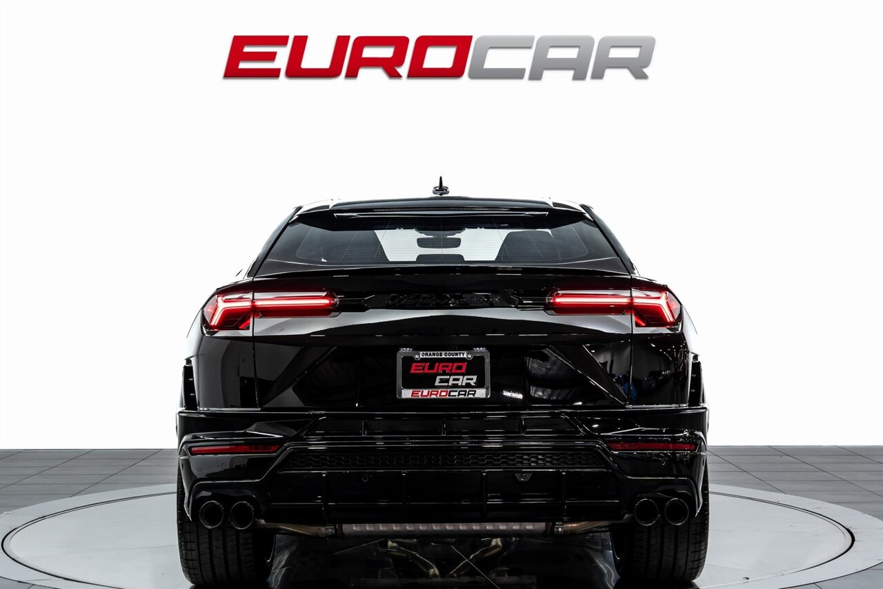 2024 Lamborghini Urus S *CARBON FIBER INTERIOR * HUGE OPTION LIST* - Photo 4 - Costa Mesa, CA 92626