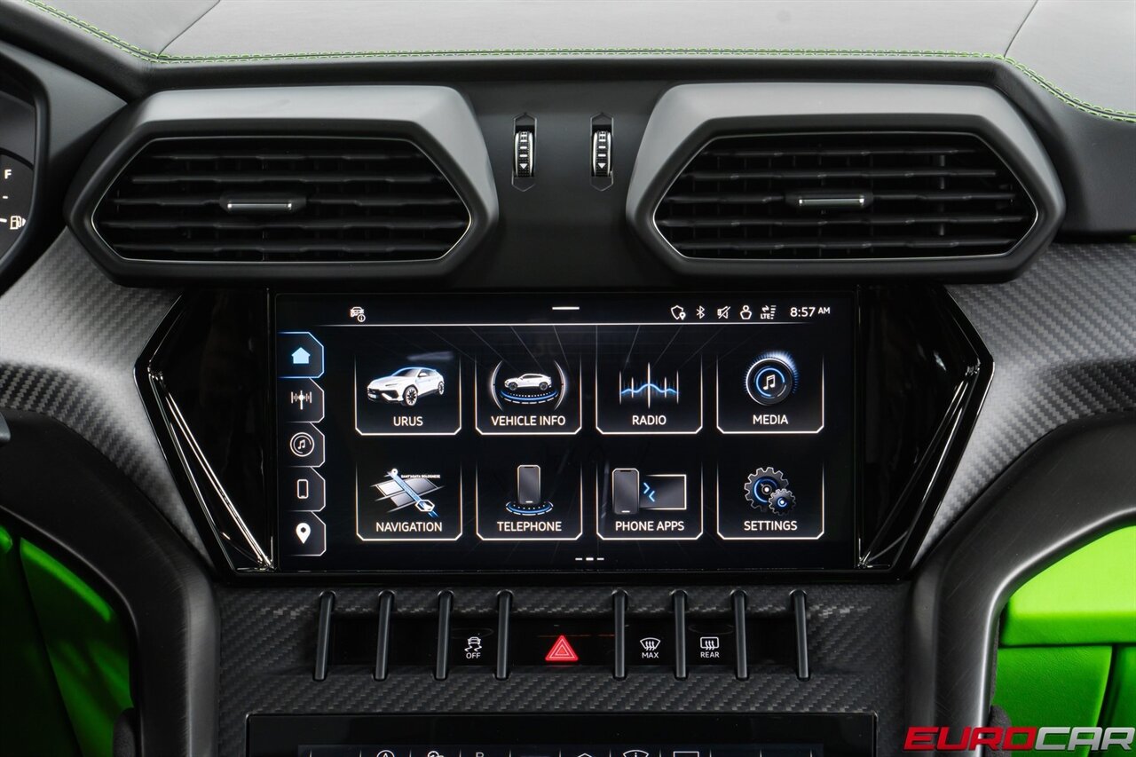 2024 Lamborghini Urus S *CARBON FIBER INTERIOR * HUGE OPTION LIST* - Photo 69 - Costa Mesa, CA 92626
