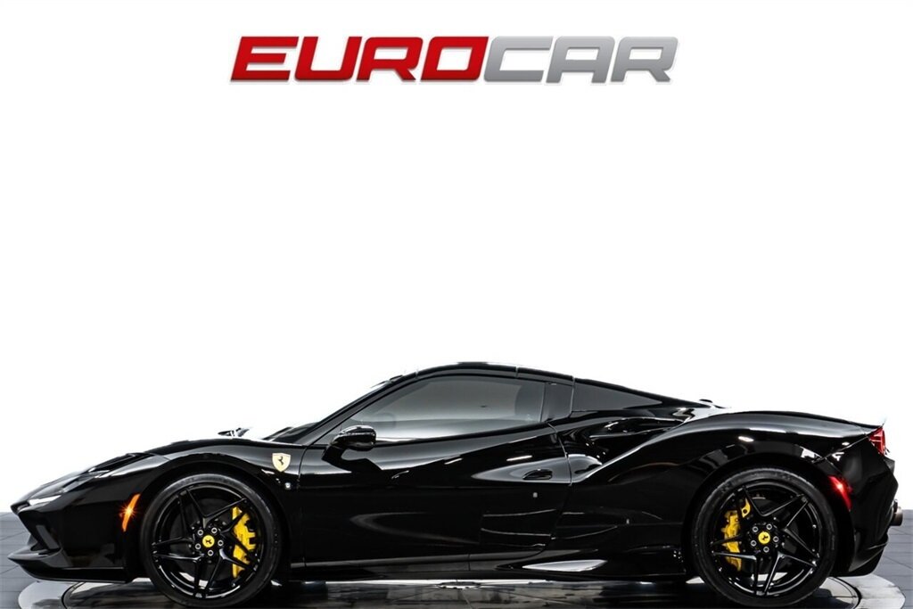 2021 Ferrari F8 Spider  *SUSPENSION LIFTER * FULL ELECTRIC SEATS * CARBON STEERING WHEEL* - Photo 3 - Costa Mesa, CA 92626