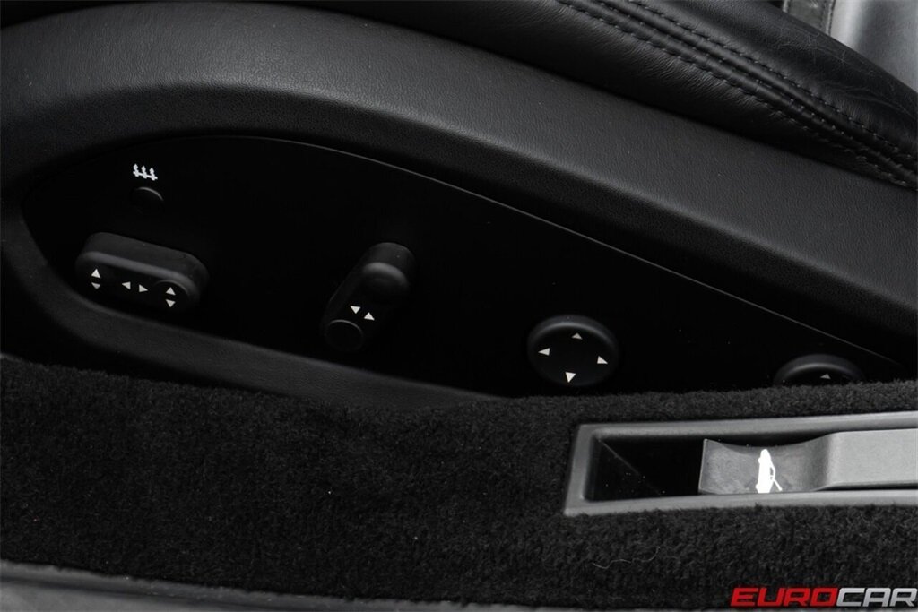 2021 Ferrari F8 Spider  *SUSPENSION LIFTER * FULL ELECTRIC SEATS * CARBON STEERING WHEEL* - Photo 51 - Costa Mesa, CA 92626