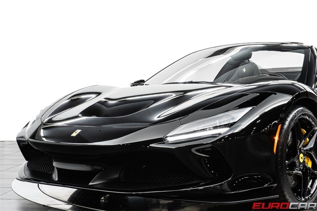 2021 Ferrari F8 Spider  *SUSPENSION LIFTER * FULL ELECTRIC SEATS * CARBON STEERING WHEEL* - Photo 16 - Costa Mesa, CA 92626