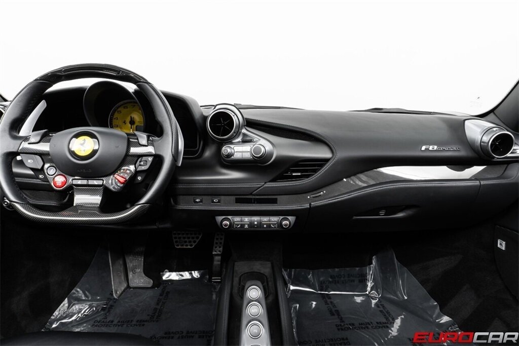 2021 Ferrari F8 Spider  *SUSPENSION LIFTER * FULL ELECTRIC SEATS * CARBON STEERING WHEEL* - Photo 31 - Costa Mesa, CA 92626