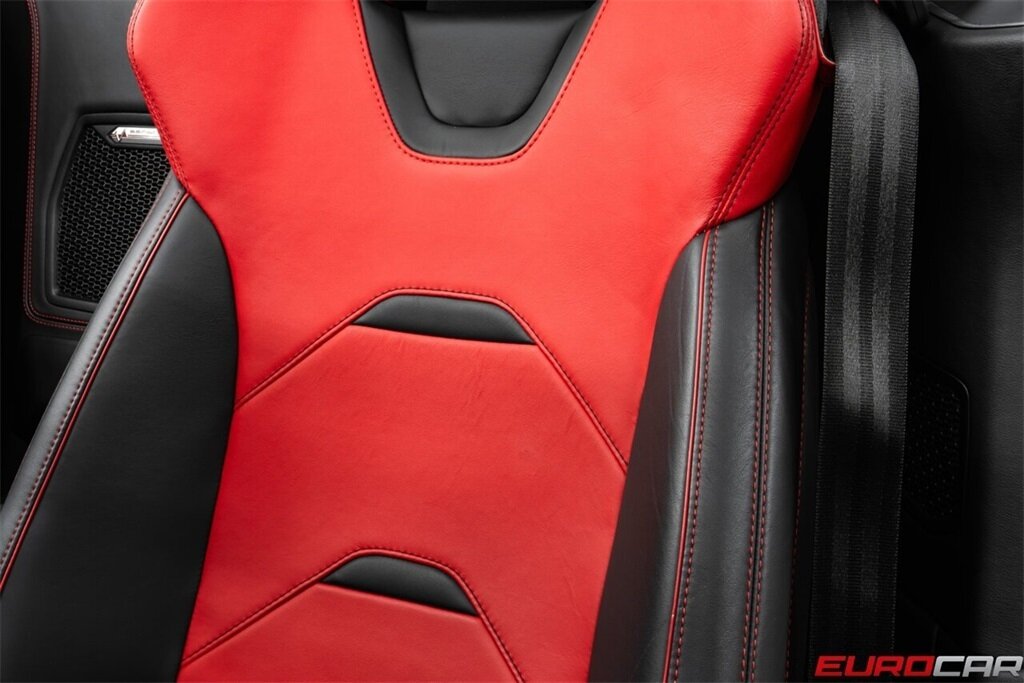 2020 Lamborghini Huracan EVO Spyder  *LESS THAN 10,000 MILES * BEAUTIFUL SPEC* AWD * - Photo 43 - Costa Mesa, CA 92626