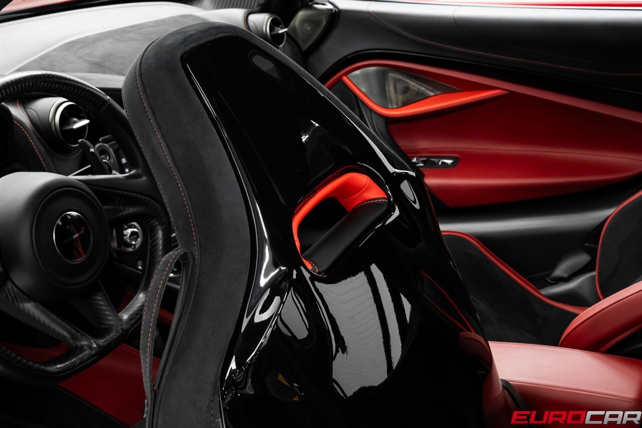 2018 McLaren 720S *PERFORMANCE PACKAGE * SPORT EXHAUST*   - Photo 41 - Costa Mesa, CA 92626