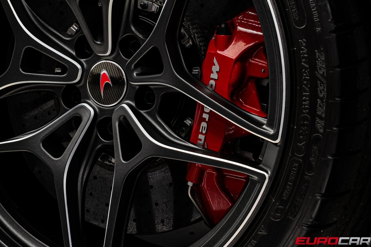 2018 McLaren 720S *PERFORMANCE PACKAGE * SPORT EXHAUST*   - Photo 26 - Costa Mesa, CA 92626