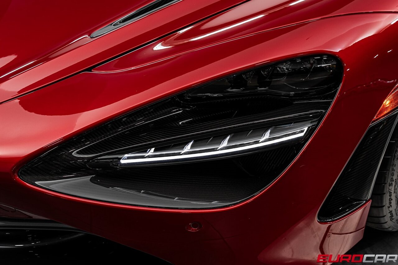 2018 McLaren 720S *PERFORMANCE PACKAGE * SPORT EXHAUST*   - Photo 12 - Costa Mesa, CA 92626