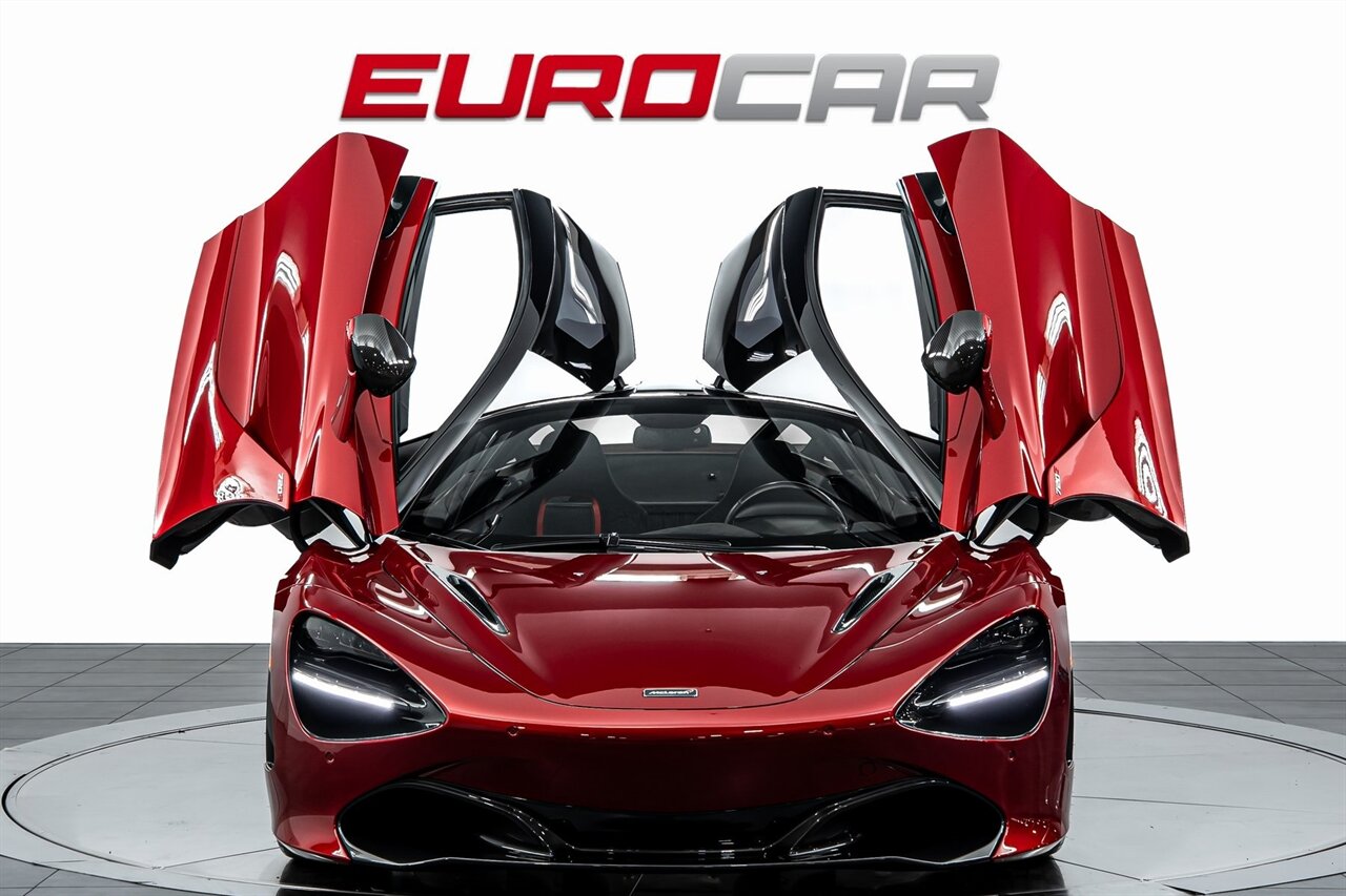 2018 McLaren 720S *PERFORMANCE PACKAGE * SPORT EXHAUST*   - Photo 9 - Costa Mesa, CA 92626