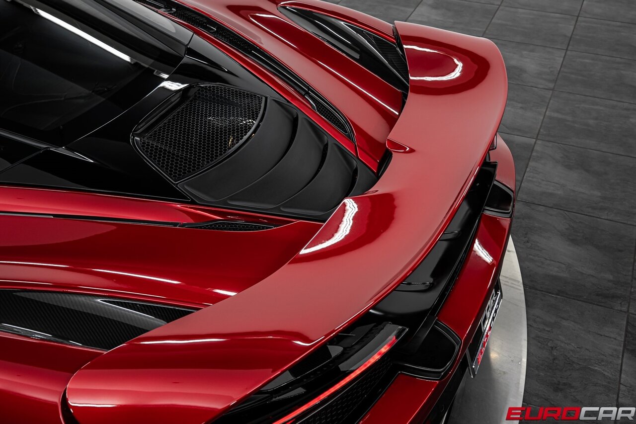 2018 McLaren 720S *PERFORMANCE PACKAGE * SPORT EXHAUST*   - Photo 21 - Costa Mesa, CA 92626