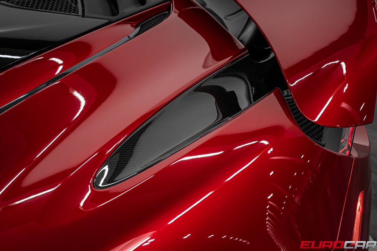 2018 McLaren 720S *PERFORMANCE PACKAGE * SPORT EXHAUST*   - Photo 22 - Costa Mesa, CA 92626