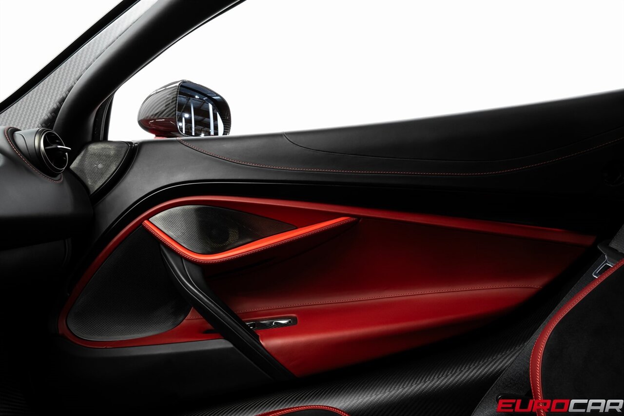 2018 McLaren 720S *PERFORMANCE PACKAGE * SPORT EXHAUST*   - Photo 27 - Costa Mesa, CA 92626