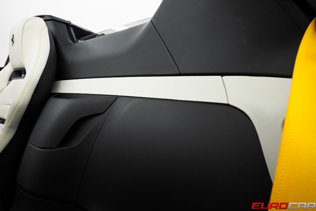 2024 Ferrari SF90 Spider *SUSPENSION LIFTER *STUNNING INTERIOR* CARBON FIBER WHEELS - Photo 46 - Costa Mesa, CA 92626