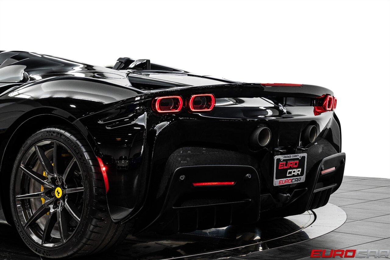 2024 Ferrari SF90 Spider *SUSPENSION LIFTER *STUNNING INTERIOR* CARBON FIBER WHEELS - Photo 22 - Costa Mesa, CA 92626