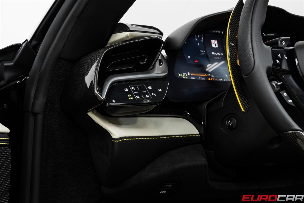 2024 Ferrari SF90 Spider *SUSPENSION LIFTER *STUNNING INTERIOR* CARBON FIBER WHEELS - Photo 31 - Costa Mesa, CA 92626