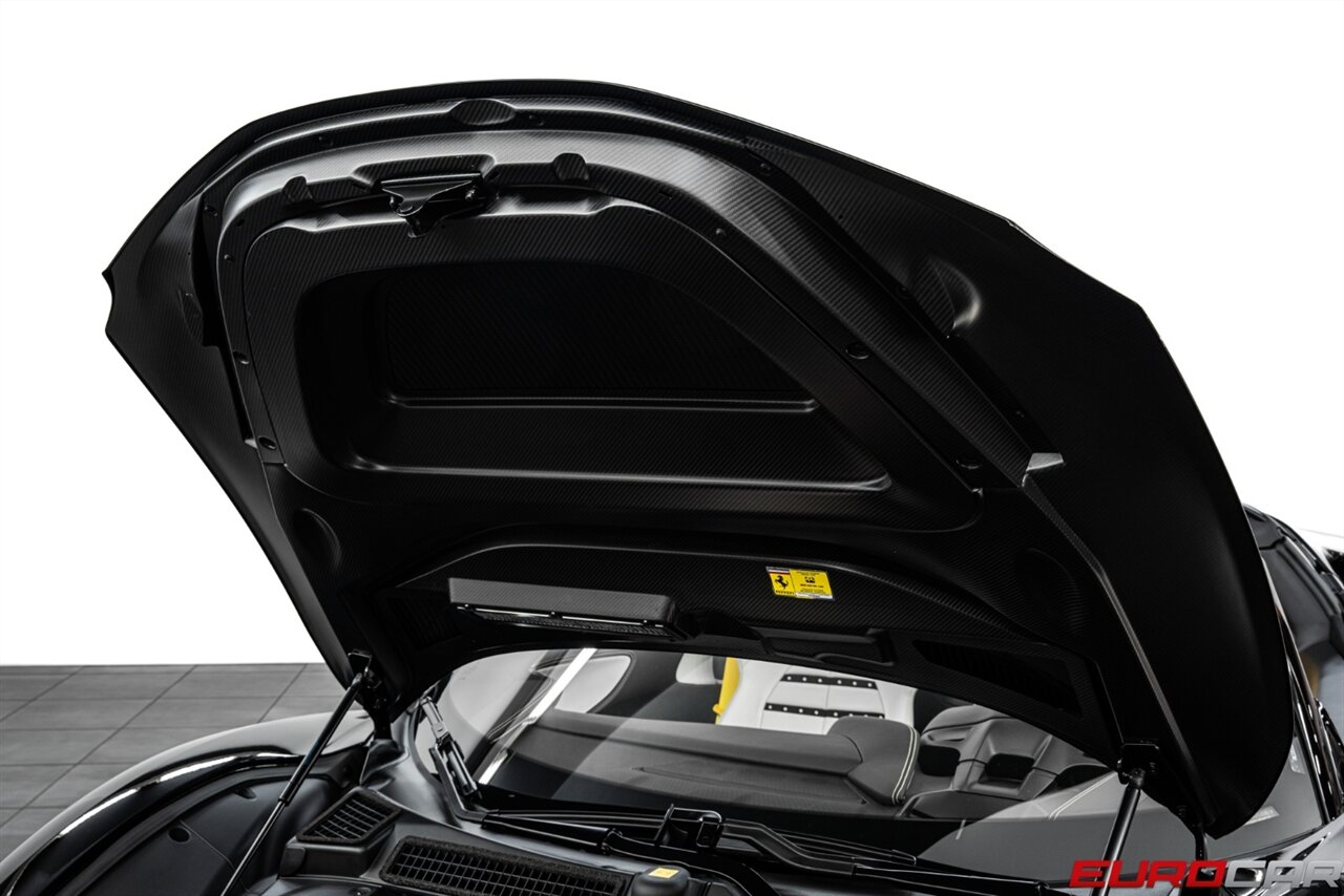 2024 Ferrari SF90 Spider *SUSPENSION LIFTER *STUNNING INTERIOR* CARBON FIBER WHEELS - Photo 12 - Costa Mesa, CA 92626