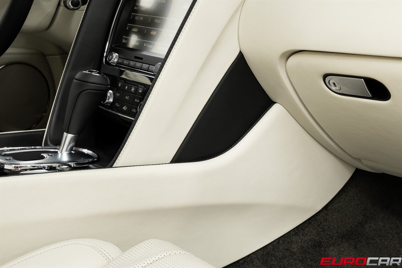 2015 Bentley Flying Spur V8 photo 31