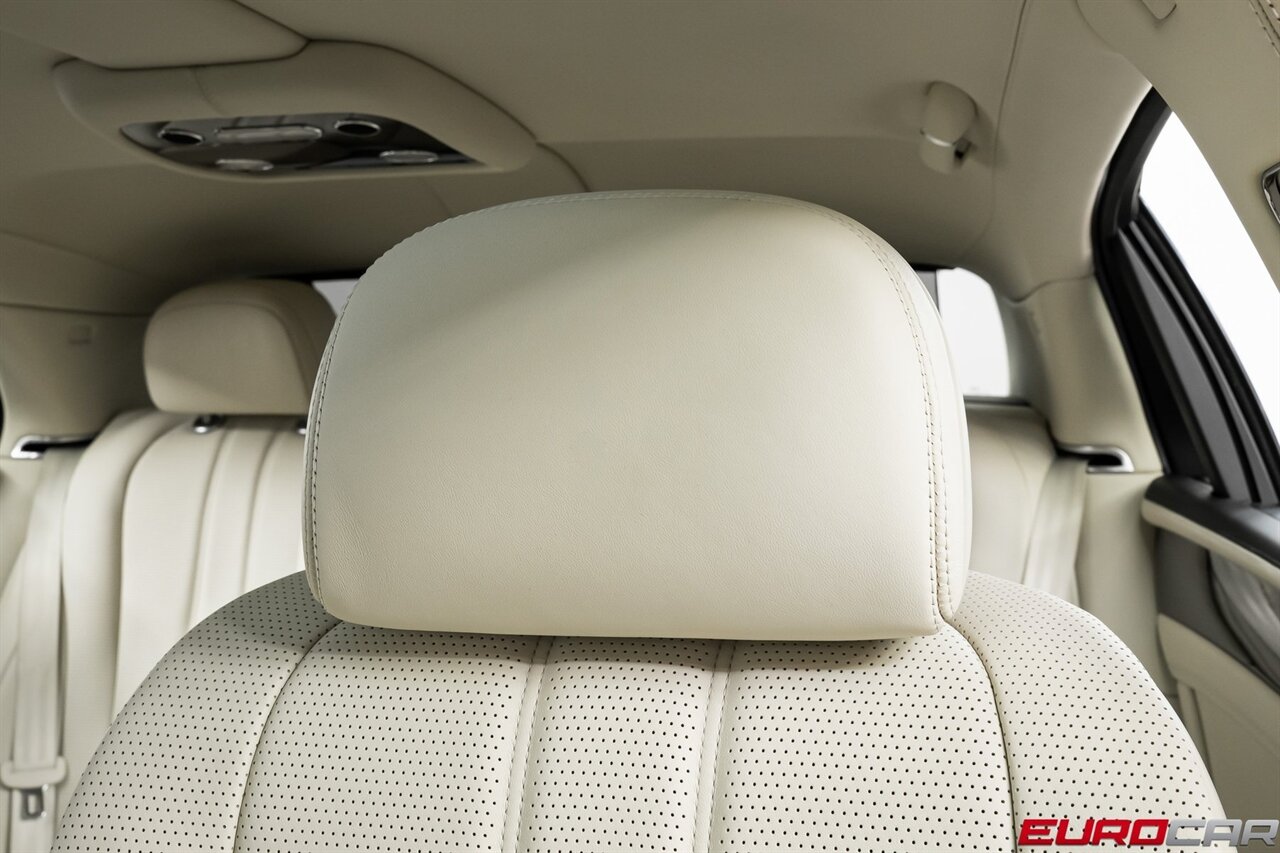 2015 Bentley Flying Spur V8 photo 37