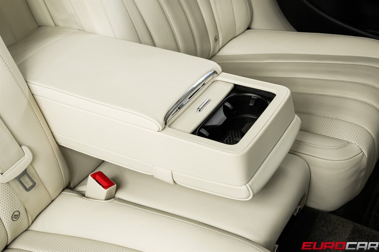 2015 Bentley Flying Spur V8 photo 36