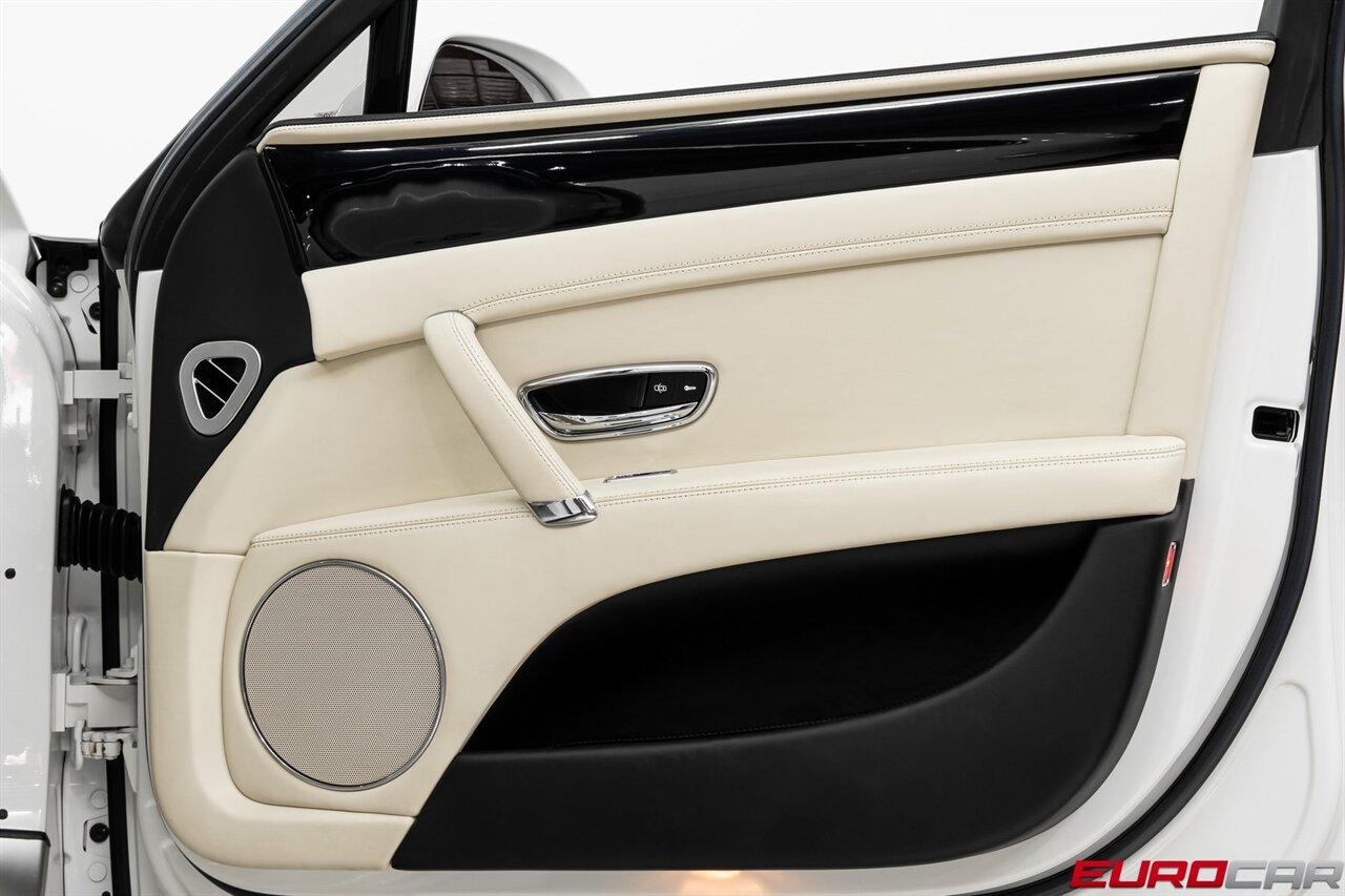 2015 Bentley Flying Spur V8 photo 20