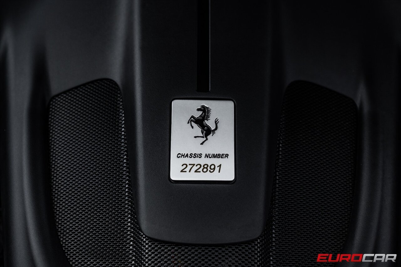 2023 Ferrari Roma  *CARBON FIBER * MAGNERIDE SUSPENSION * $307,986 MSRP* - Photo 10 - Costa Mesa, CA 92626