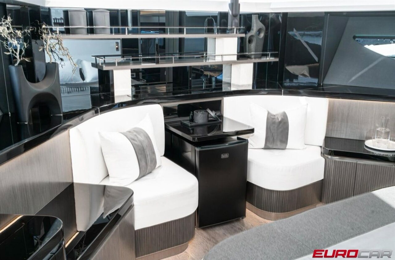 2024 PEARL 72 *IMMACULATE CUSTOM BUILT YACHT* - Photo 25 - Costa Mesa, CA 92626