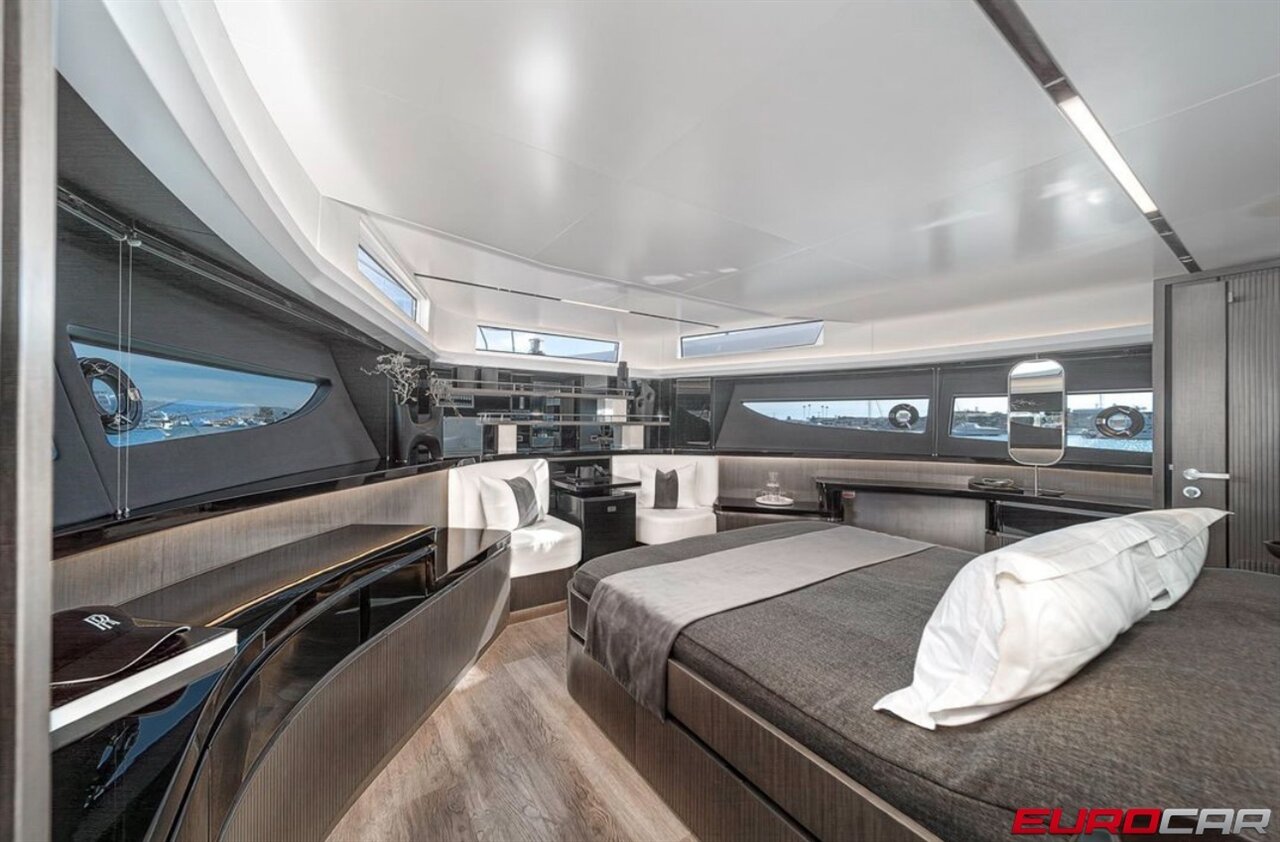2024 PEARL 72 *IMMACULATE CUSTOM BUILT YACHT* - Photo 24 - Costa Mesa, CA 92626