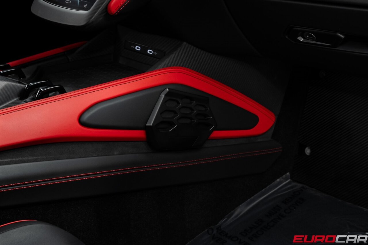 2024 Lamborghini Revuelto *HUGE CARBON OPTIONS * FACTORY MATTE PAINT* - Photo 47 - Costa Mesa, CA 92626