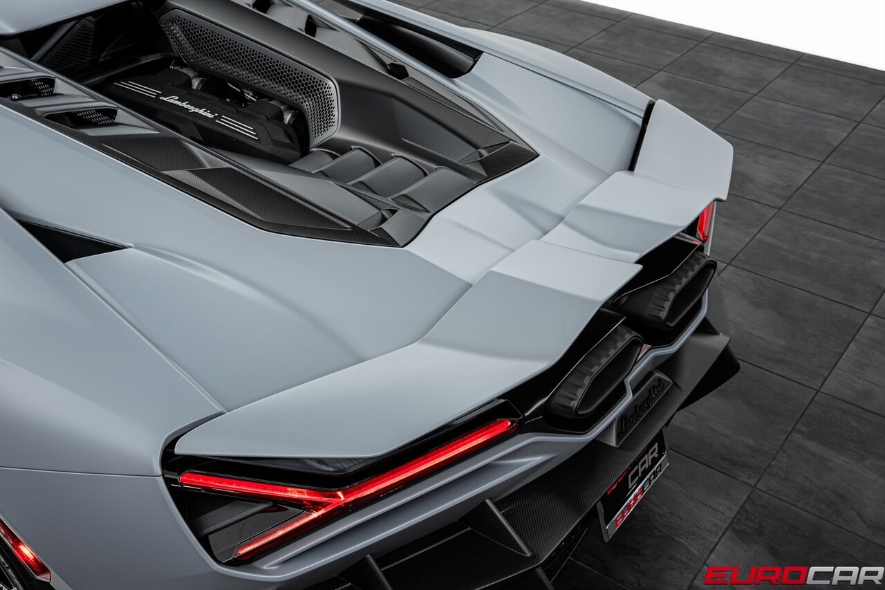 2024 Lamborghini Revuelto *HUGE CARBON OPTIONS * FACTORY MATTE PAINT* - Photo 25 - Costa Mesa, CA 92626