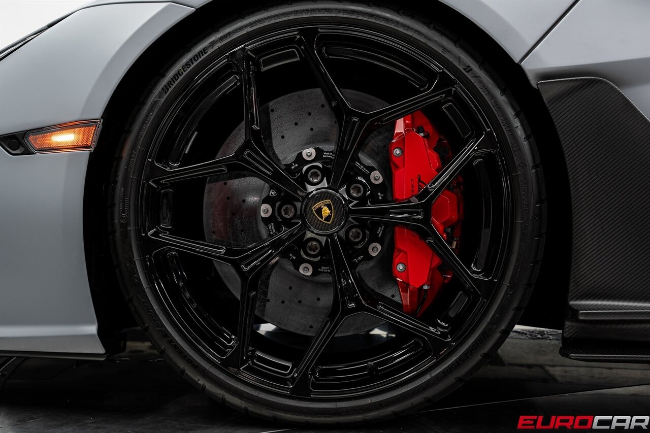 2024 Lamborghini Revuelto *HUGE CARBON OPTIONS * FACTORY MATTE PAINT* - Photo 31 - Costa Mesa, CA 92626