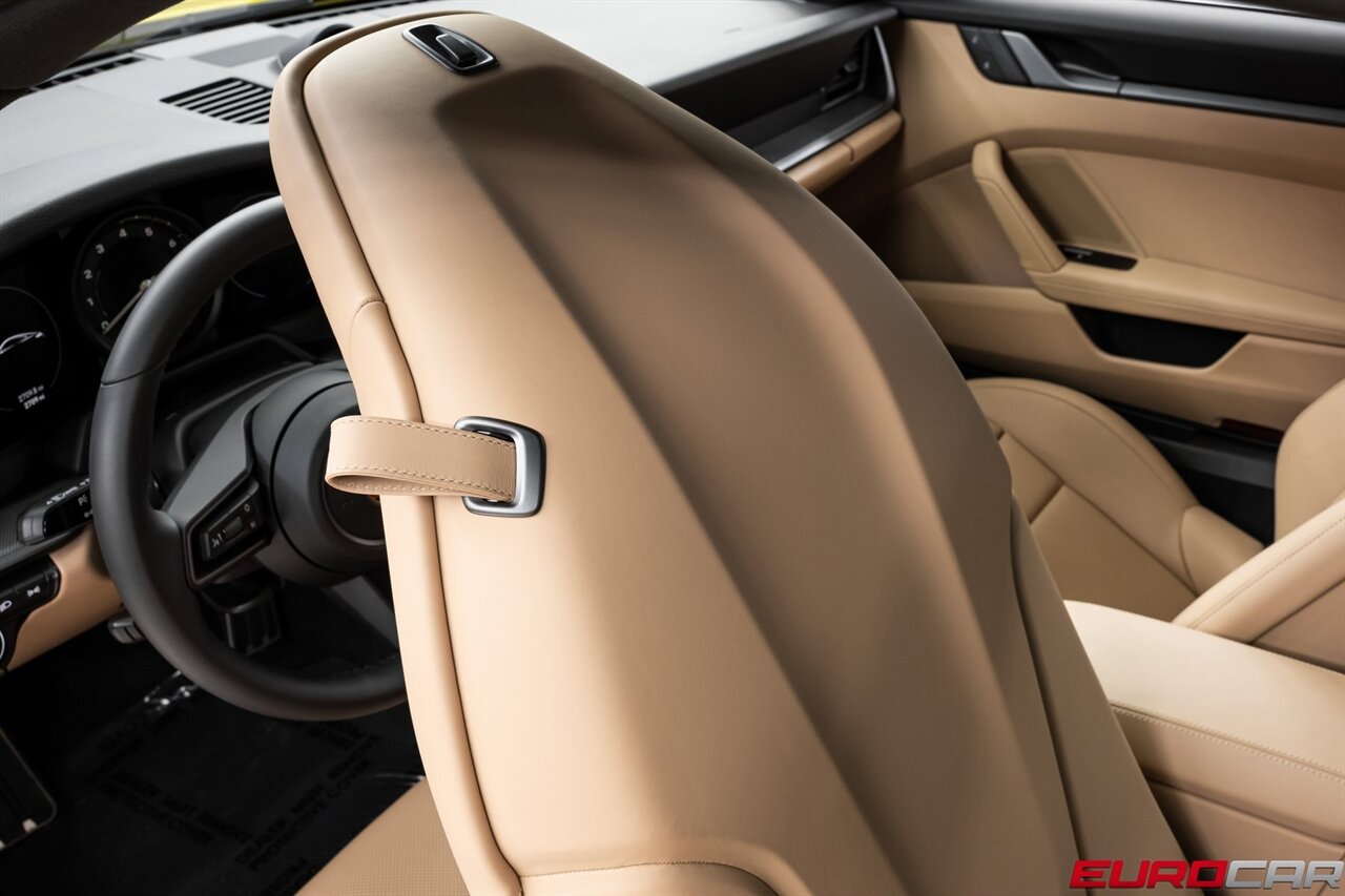 2022 Porsche 911 Carrera 4S *SPORT CHRONO PACKAGE * PREMIUM PACKAGE * FRONT PPF* - Photo 41 - Costa Mesa, CA 92626