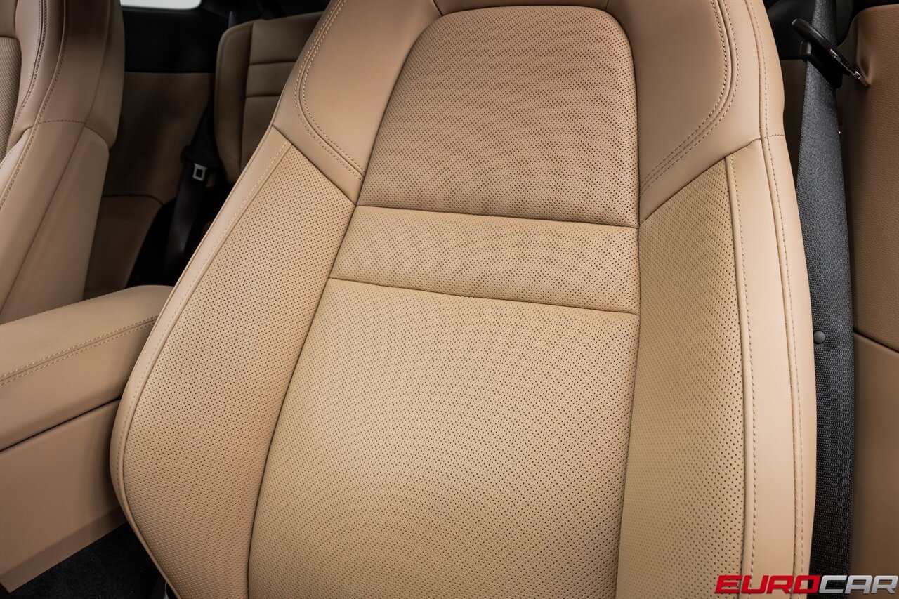 2022 Porsche 911 Carrera 4S *SPORT CHRONO PACKAGE * PREMIUM PACKAGE * FRONT PPF* - Photo 43 - Costa Mesa, CA 92626