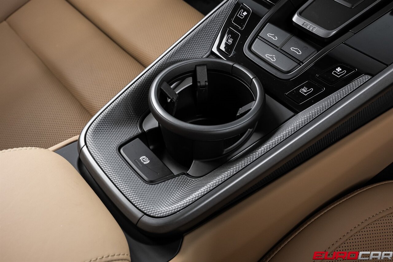 2022 Porsche 911 Carrera 4S *SPORT CHRONO PACKAGE * PREMIUM PACKAGE * FRONT PPF* - Photo 36 - Costa Mesa, CA 92626