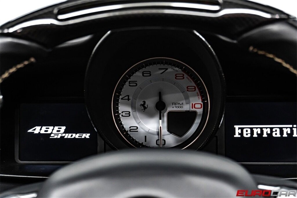2018 Ferrari 488 Spider *CARBON FIBER INTERIOR * IMMACULATE* - Photo 30 - Costa Mesa, CA 92626