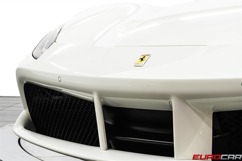 2018 Ferrari 488 Spider *CARBON FIBER INTERIOR * IMMACULATE* - Photo 15 - Costa Mesa, CA 92626
