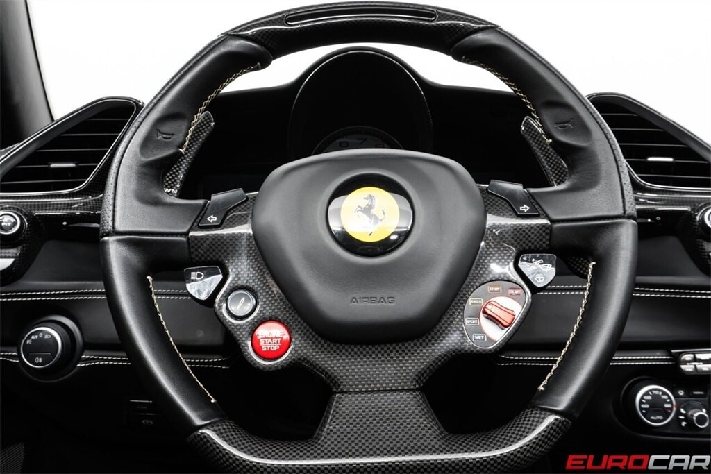2018 Ferrari 488 Spider *CARBON FIBER INTERIOR * IMMACULATE* - Photo 31 - Costa Mesa, CA 92626
