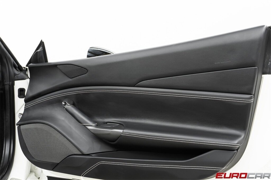 2018 Ferrari 488 Spider *CARBON FIBER INTERIOR * IMMACULATE* - Photo 26 - Costa Mesa, CA 92626