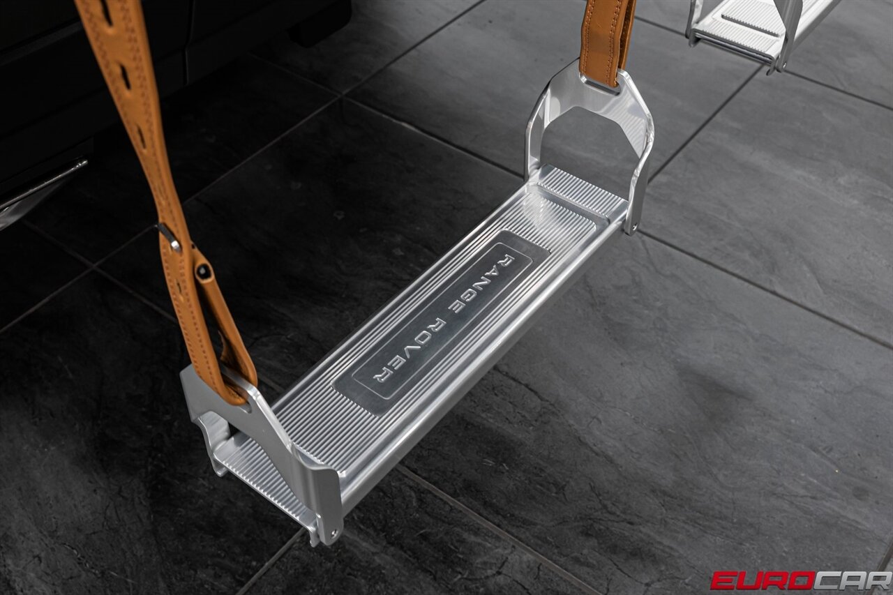 2021 Land Rover Range Rover SVAutobiography LWB *TAILGATE EVENT SEATING*  *ULTIMATE EDITION * TAILGATE EVENT SEATING* - Photo 18 - Costa Mesa, CA 92626